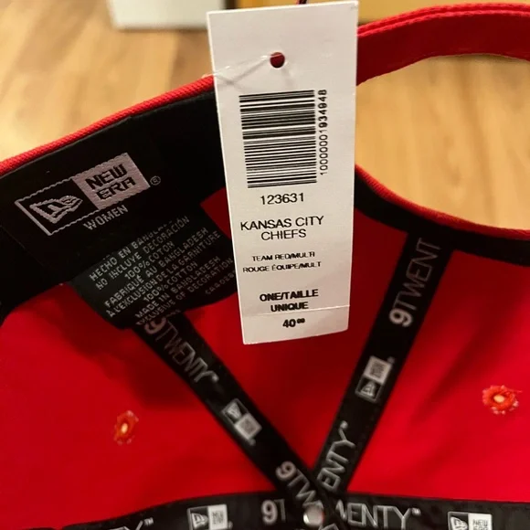 Kansas City Chiefs Hat - Picture 4 of 5